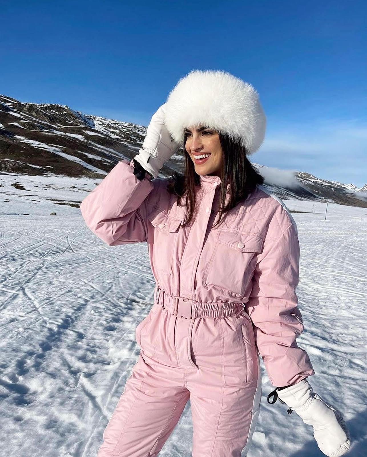 Pink Ski Outfit 💗 for Women
